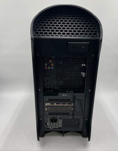 Alienware Aurora R14 D30m Ryzen7 5800 3.40GHz 16GBRAM 1TBHDD 256GBSSD RTX3070Ti - Picture 2 of 16