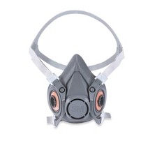 3M 6300 / 07026 Half Mask Respirator & 2- 3M 7093 P100 Particulate Filter LARGE