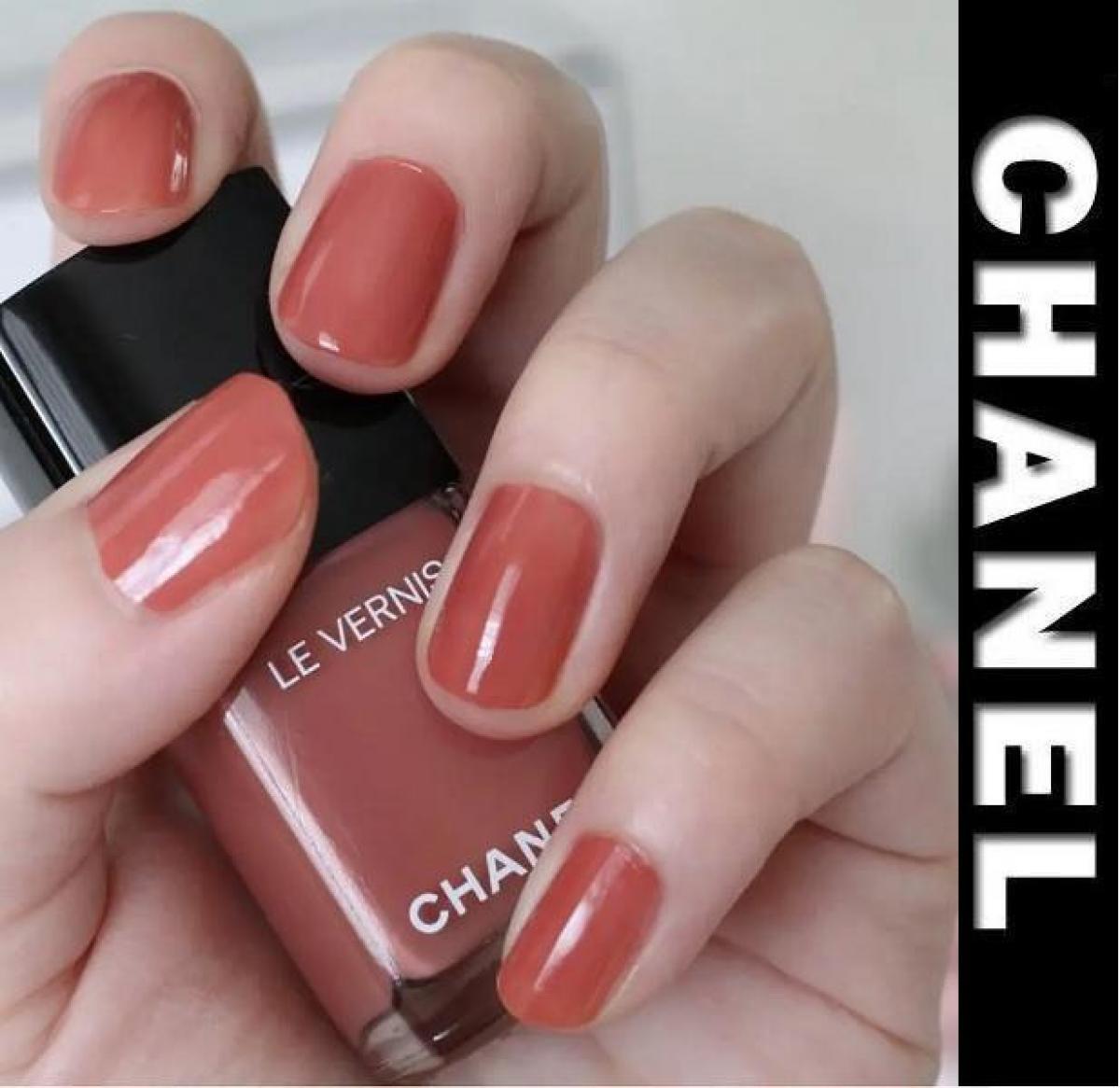 シャネル　LE VERNIS　限定色　ネイルカラー915・917　LA BASE CHANEL - CHANEL ネイルエナメル 917 - テラロッサの通販 by