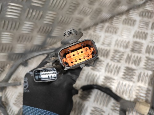 Arnés de cableado debajo de la carrocería Renault Trafic MK3 1.6 2016-19 R9M452 241105208R (V167) - Imagen 9 de 14