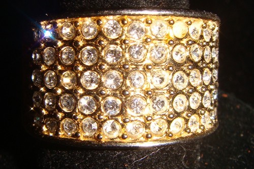 Damen Zirkonia Multi Stein Bandring besetzt in vergoldetes Metall, Gr. 7 1/2 - Bild 2 von 5