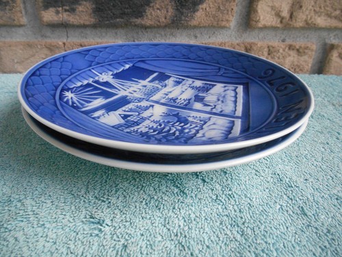 2 GRANDE PORCELAIN OF COPENHAGEN CHRISTMAS PLATES JULEN 1975, JULEN 1976 - Picture 12 of 22