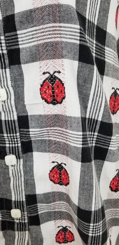 Blusa a cuadros multicolor manga corta Laby Bug Cabin Creek para mujer talla mediana - Imagen 3 de 5