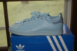 stan smith icey blue