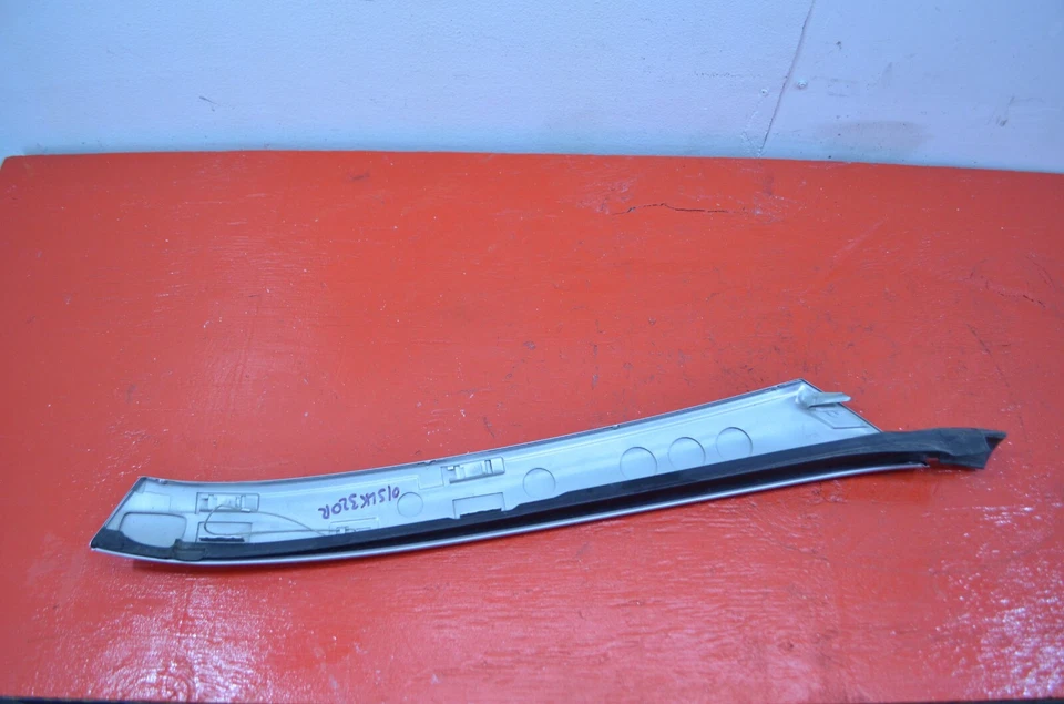 97-04 MERCEDES R170 SLK320 LADO DERECHO PASAJERO EXTERIOR UN PILAR MOLDURA OEM Foto 4 de 4