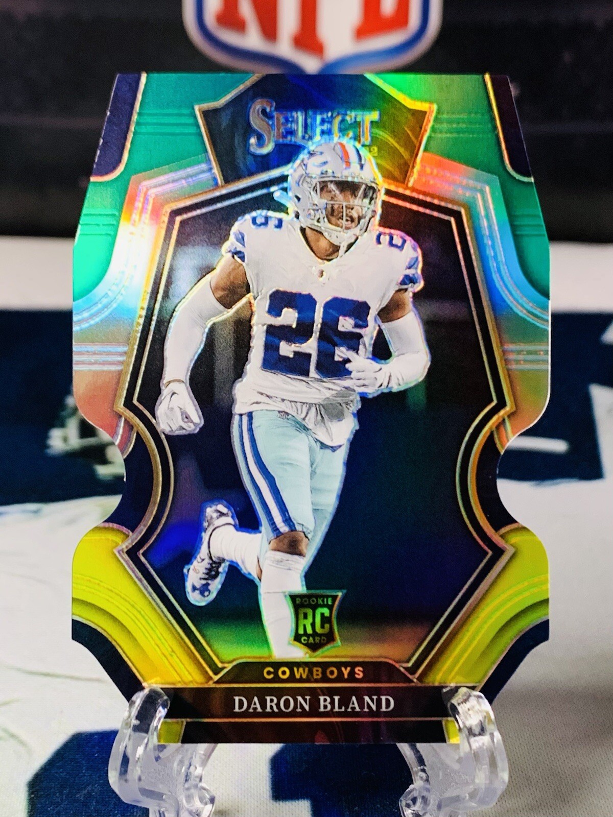 2022 Select Daron Bland Premier Level Green/Yellow Prizm RC Die-Cut #130 Cowboys
