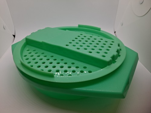 Vintage Green Tupperware Grater/mandoline with Bowl. - Picture 2 of 8