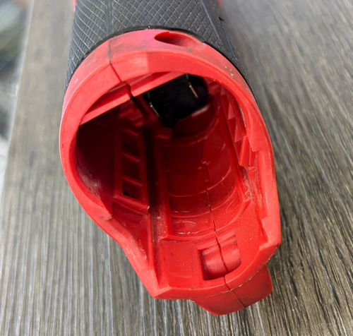 Milwaukee Tools - #2557-20 - M12 COMBUSTIBLE 3/8" trinquete sin escobillas con batería de 2,0 Ah - Imagen 9 de 11