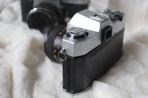 Yashica FX-2 analoge Kamera mit Objektiv 50 mm f1,9 DSB Yashica - Bild 3 von 8