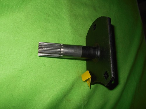 AM101295 John Deere Axle - Picture 1 of 3