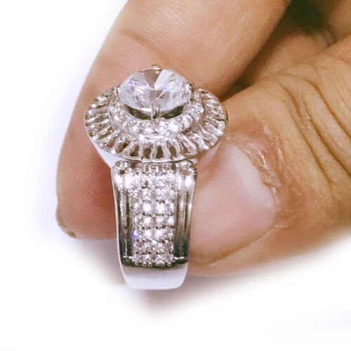 3.55Ct Vvs1-Near White Moissanite Diamond Anniversary Silver Ring Size 9 - Picture 2 of 3