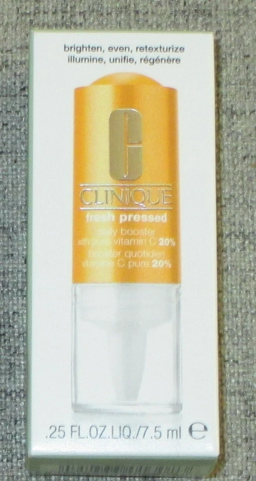 Clinique Set de 3 piezas para el cuidado de la piel - Gel hidratante, crema hidratante nocturna inteligente y potenciador Foto 3 de 4