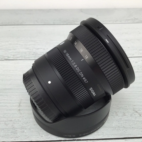Sigma 10-18mm f2.8 DC DN Lens for Fuji Used Good - Picture 4 of 4