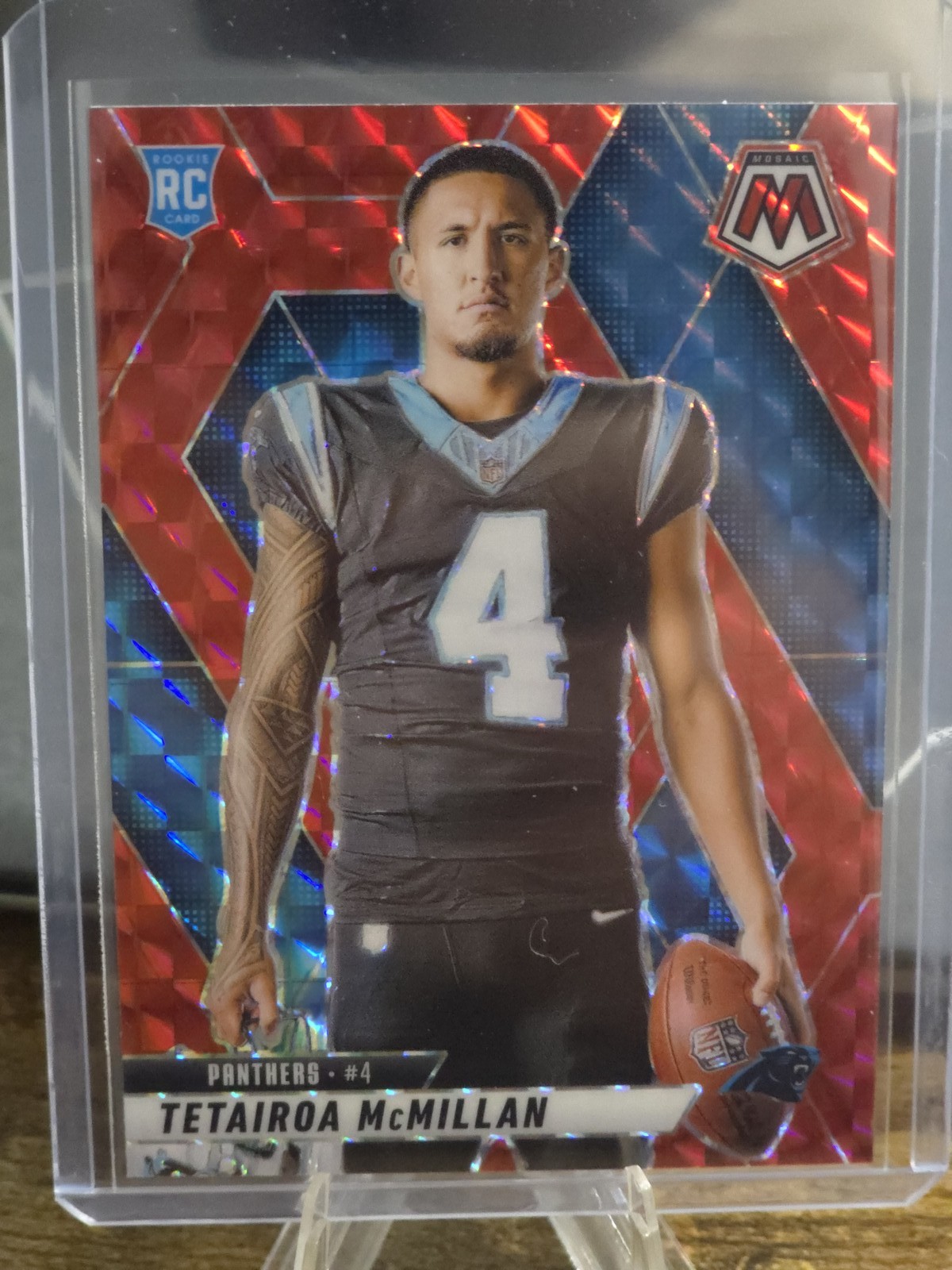 2025 Panini Mosaic #274 Tetairoa McMillan Mosaic Red