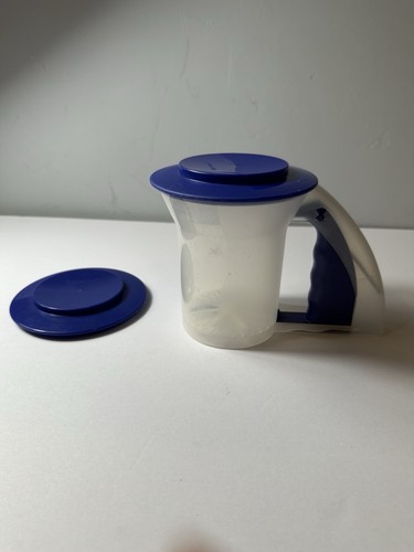 Tupperware Sift N Stor Style Sifter 3347 Clear / Blue - Picture 2 of 3