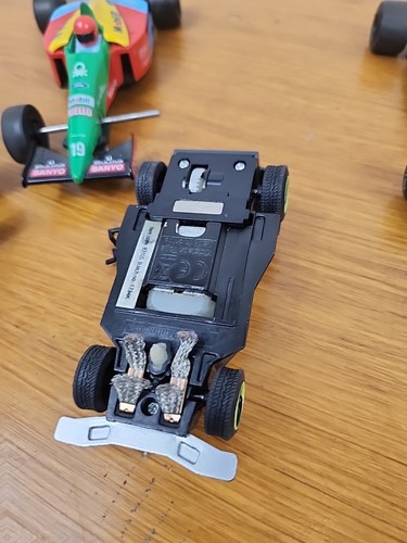 7 X SCALEXTRIC CARS 3 WORKING AND 4 NEEDS REPAIRS - Picture 11 of 15