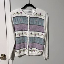 VTG Granny Cardigan Sweater Medium Flowers Knit Embroidered Pastel Cottagecore