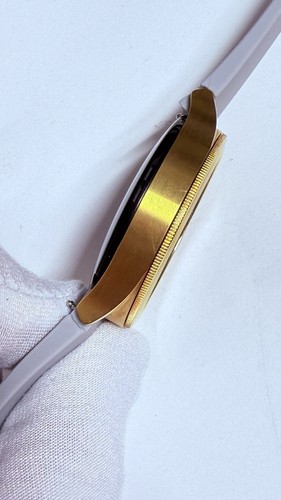 Samsung Galaxy Watch4 Classic 46mm Bluetooth Silver Smartwatch CUSTOM 24k GOLD - Photo 4 sur 13