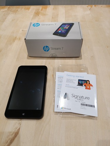 HP Stream 7 Tablet (Model 5701na) – 32GB – Black Windows 10 – Boxed - Picture 1 of 16