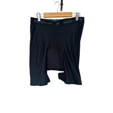 Endura Cycling Shorts Mens M Black Padded Stretch Silicone Leg Grippers E0117