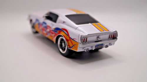 Carrera Go 1967 White Mustang #61185 1/43 scale Pony Livery - Picture 5 of 10
