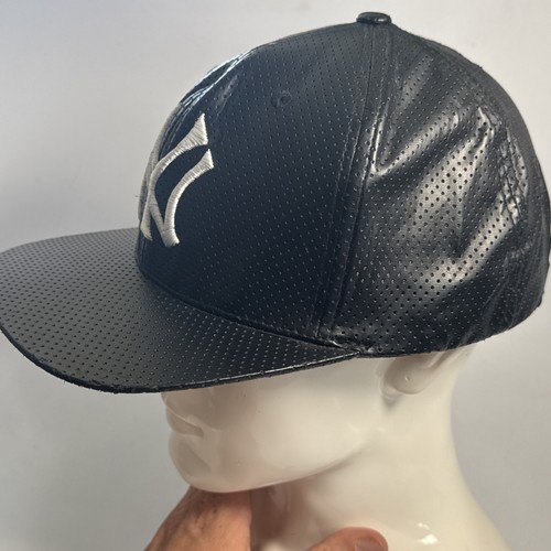 Cappello vintage New York NY Yankees tutto pelle nero American Needle Cooperstown usato - Foto 6 di 11