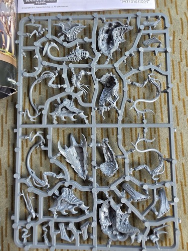 Tyranid Venomthropes Warhammer 40K Incomplete Missing Pieces - Picture 3 of 7