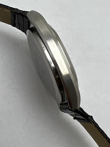 OMEGA Seamaster Quartz Ref. 196.0115 Cal. 1342 7 Jewels Men's Swiss Watch - Picture 8 of 12