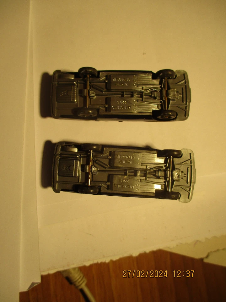 RE-WIKING - 2xMB 220 S TAXI - 1 TAXISCHILD GRUN - 1 TAX. GELB - Immagine 4 di 4