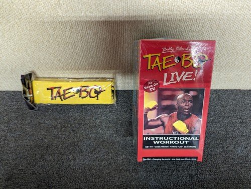 Billy Blanks Tae Bo Live! Set of 4 VHS Basic & Advanced with hand wraps SEALED - Picture 2 of 3