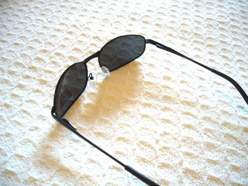 Men's Polarized Sunglasses Women's Metal Flex Hinged Sleek Look Sunglasses 7665P - Picture 8 of 14