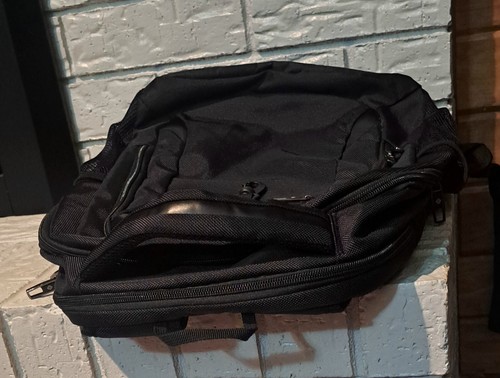 Samsonite Business Backpack Black In Color With Pockets And Sleeves For Pens Etc - Picture 6 of 16