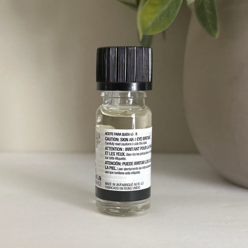 The Body Shop ALOE SOFT LINEN Home Fragrance Oil 0.3 fl oz 10 mL Warmer Diffuser - Picture 2 of 3