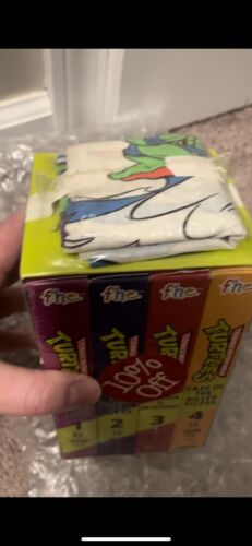 Teenage Mutant Ninja Turtles VHS box set with Bandanna Brand New Sealed Rare!! - Picture 3 of 24
