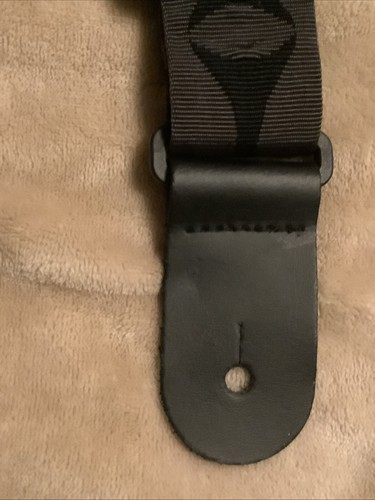Planet Waves Tracolla per chitarra con croce - Foto 18 di 24