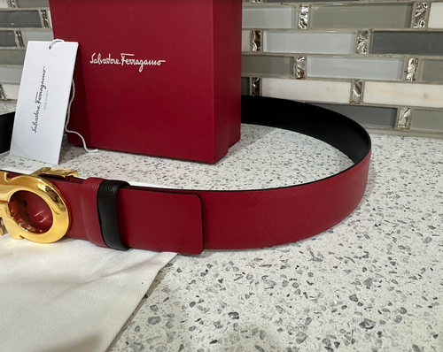 NEW ADJUSTABLE REVERSIBLE RED/BLACK SALVATORE FERRAGAM0 BELT GOLD BUCKLE - Picture 3 of 10