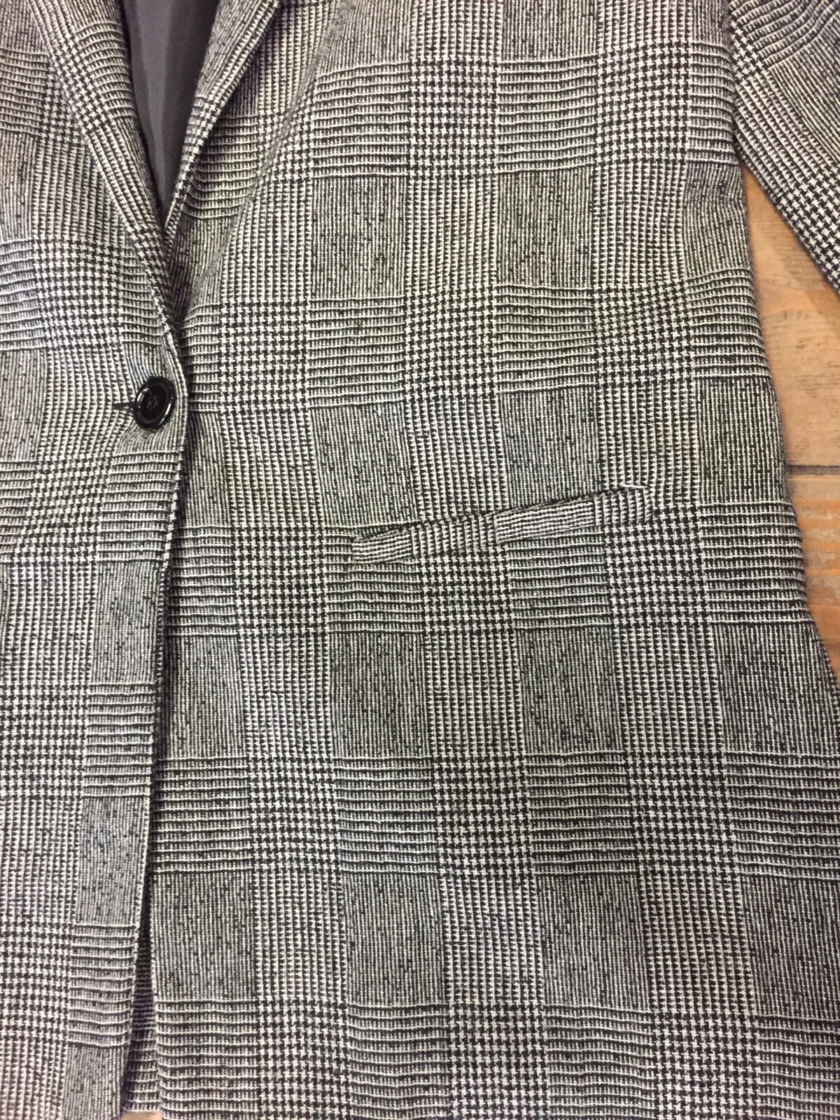 Picture 4 of 5