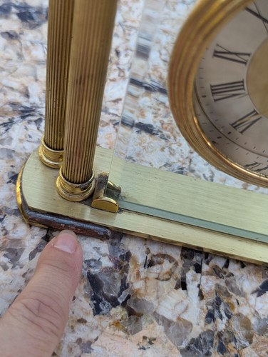 VTG Howard Miller 613-627 Athens Solid Brass and Beveled Glass Table Clock - Picture 3 of 14