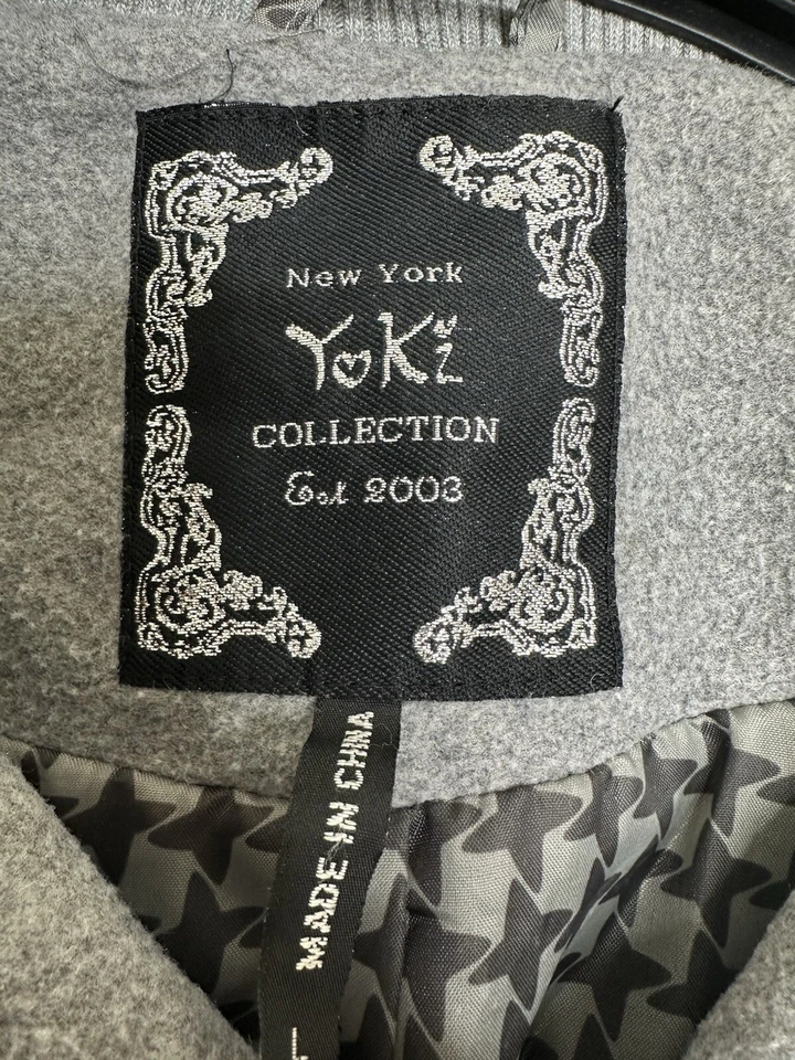 Women’s New York Yo Ki Light Gray Coat Size Large - Image 4 of 4