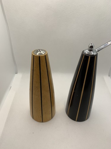Bounds Retro Modern Design Striped Wooden Salt Shaker and Pepper Mill, Dated - Picture 4 of 19