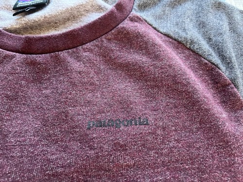 PATAGONIA ORGANIC COTTON P-6 LOGO CREWNECK SHIRT GRAY RED MULTI MENS MEDIUM EUC - Picture 4 of 12