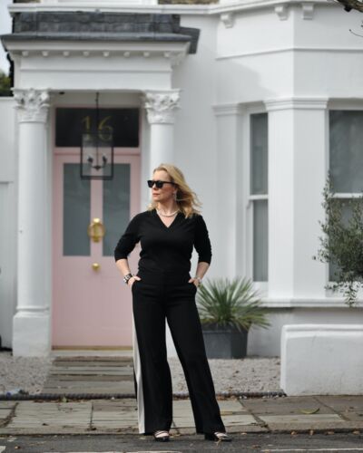 Fabelhafte *WINSER LONDON* schwarze Satinhose hinten Krepp weites Bein vorne flach 16 - Bild 3 von 24