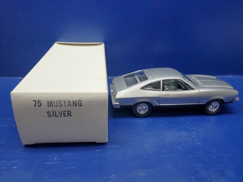1975 Ford Mustang Mach 1 promo car - Picture 3 of 4
