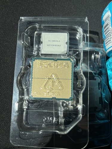 AMD Ryzen 7 7800X3D 8-Core 4.2GHz Socket AM5 Gaming CPU Processor 100-000000910 - Bild 2 von 4