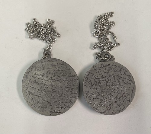 Vintage Cincinnati Reds 1975 & 1976 Autographed Necklaces Pendants - Picture 2 of 8