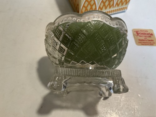 Caja de velas vintage de bodega con patas de vidrio Fostoria Avon sin cuchara - Imagen 5 de 9