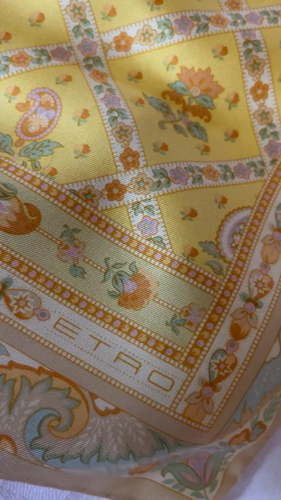 ETRO 100% Silk Scarf Floral Yellow Vintage Look New with Tags Italy 16,5"x16,5" - Video 1 of 1