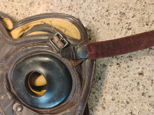 WWII Vintage Slote & Klein Aviation Pilot Leather Flying Helmet Large AN 6540-3L - Picture 18 of 18