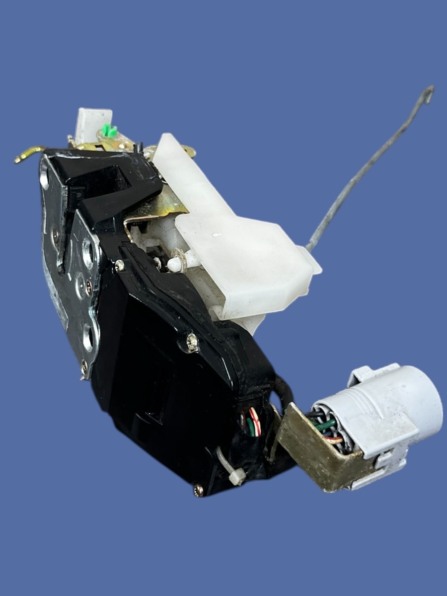 ゆき  94 - 99 Toyota Celica Right Front Door Latch W- Power Lock