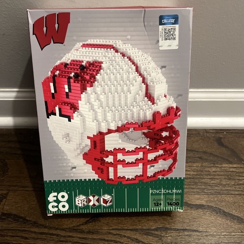 Wisconsin Badgers College Football BRXLZ Helmet Lego Set